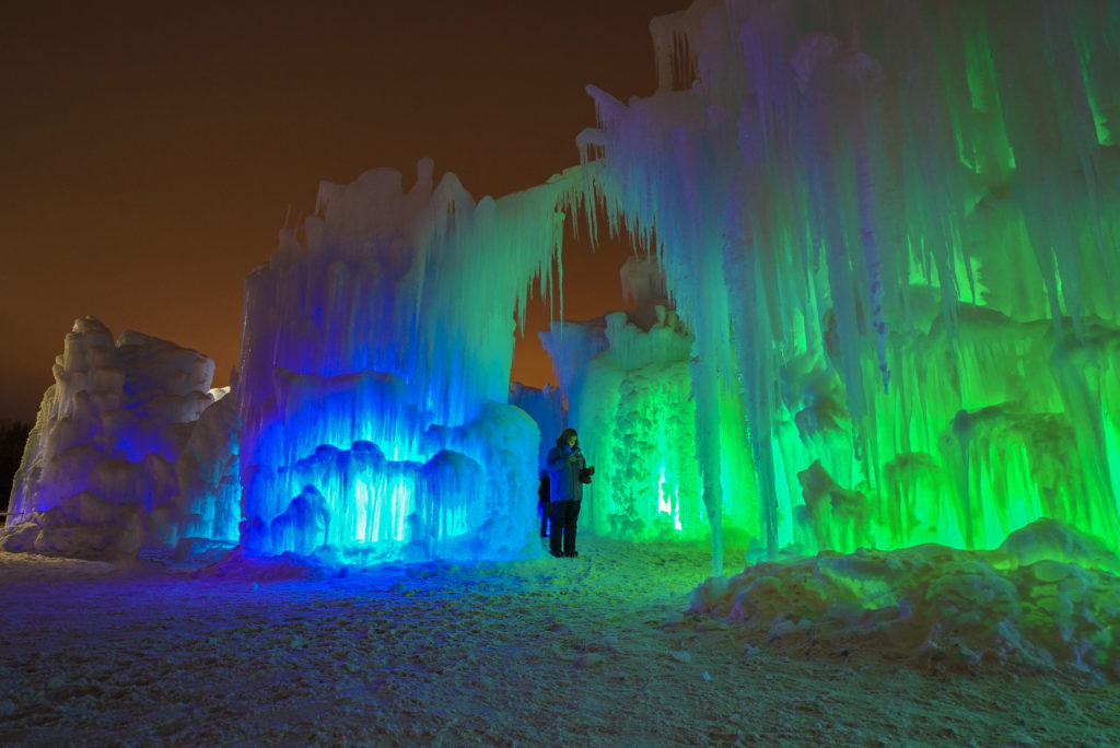 Photo fo the entrance to the Ice Castle
